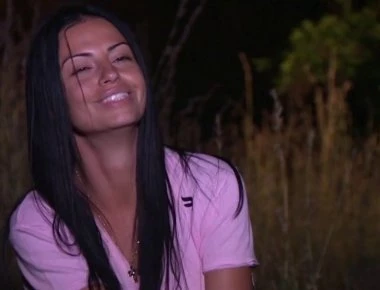 Nomads: Το κρυφό τηλεφώνημα της Αλεξανδράκη στην Παπαγγελή για να μάθει για τα... νυχτοπερπατήματα του συντρόφου της